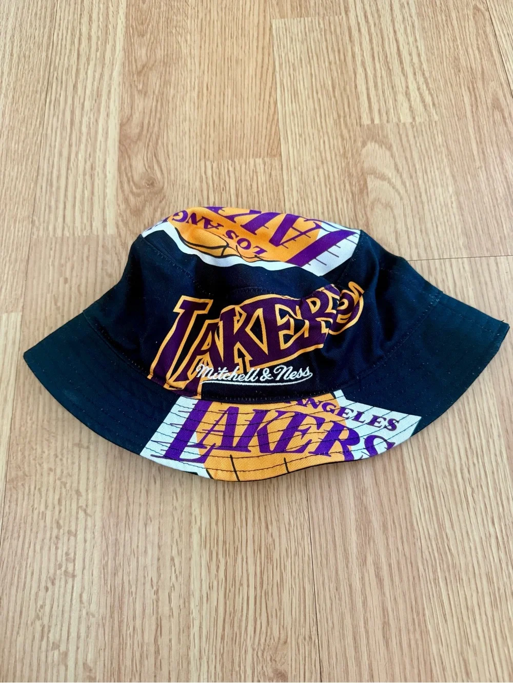 Mitchell & Ness Lakers Bucket Hat